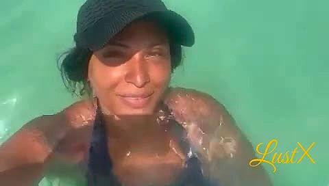 Ts Amanda Video Background