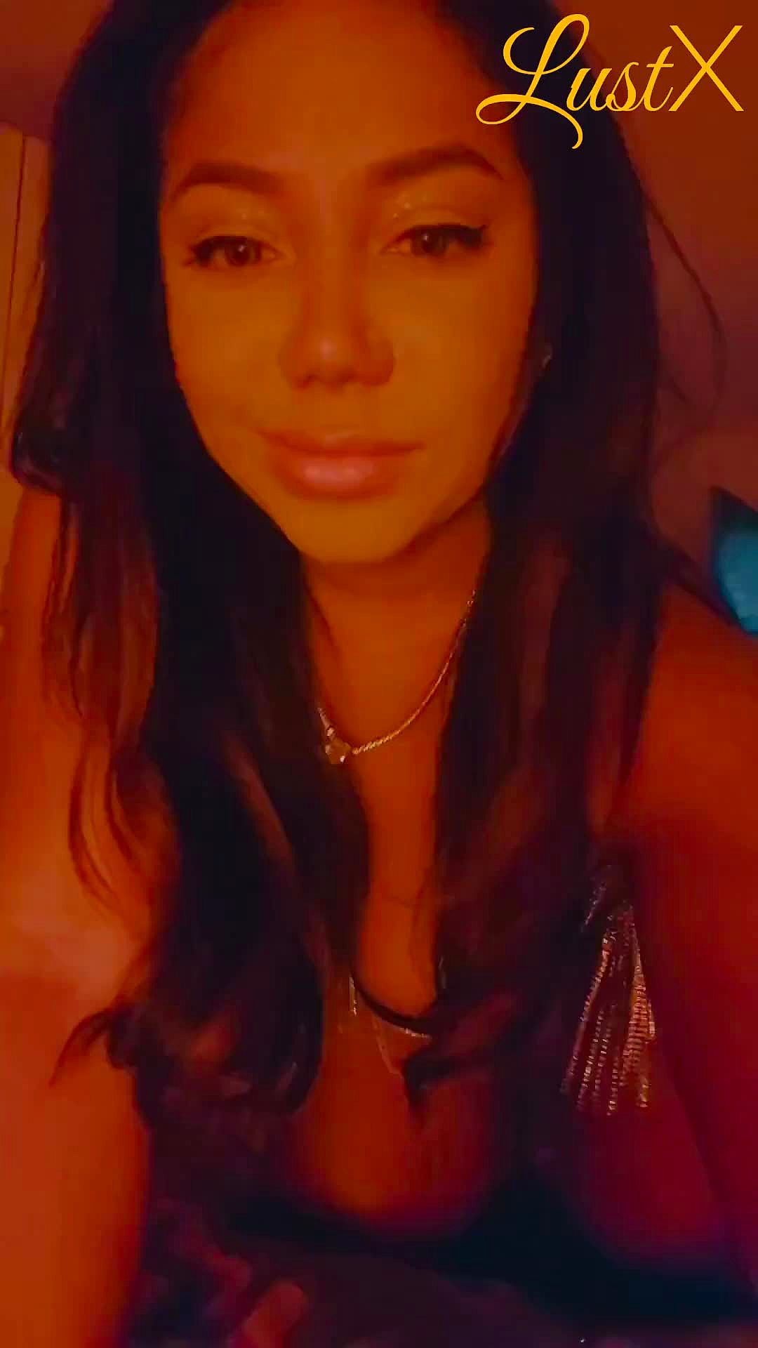 Lauren Video Hintergrund