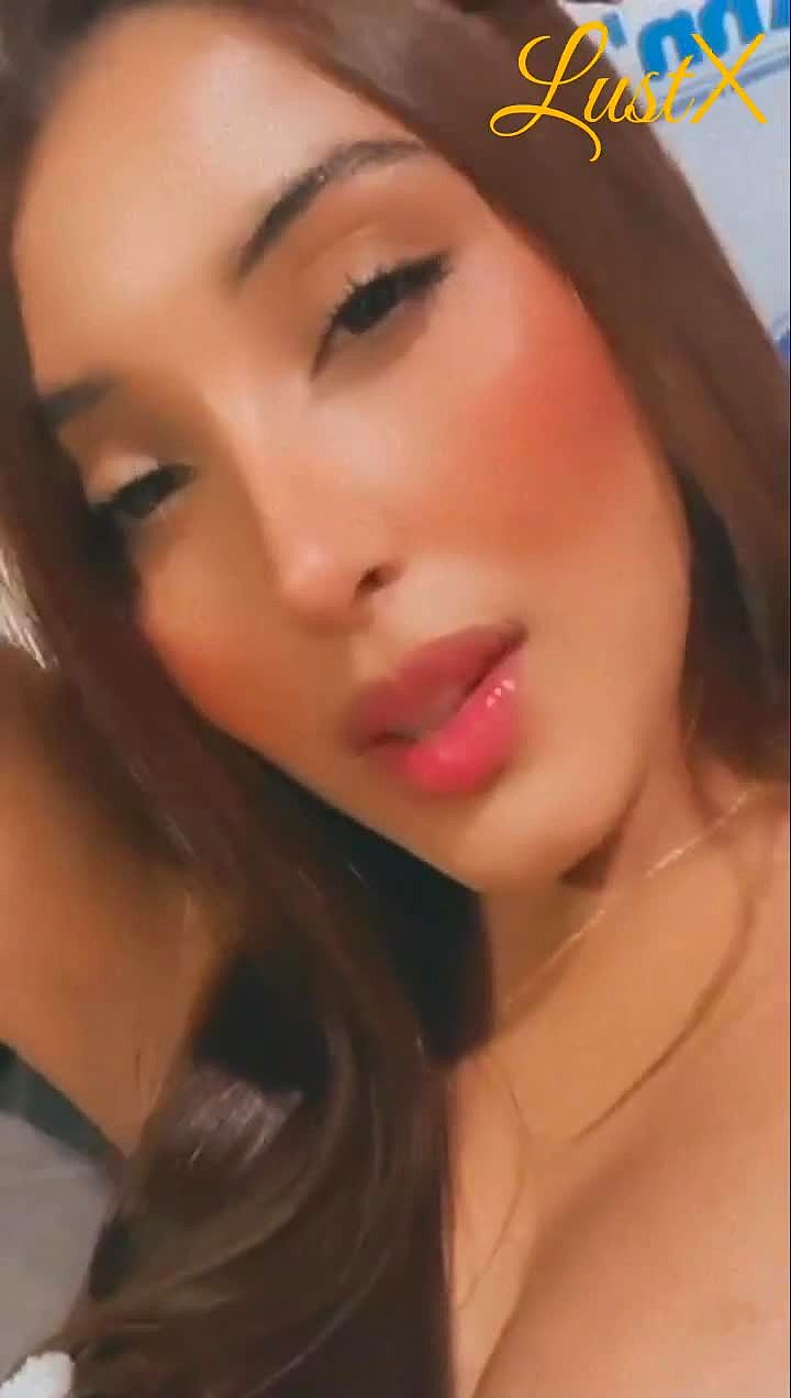 Maria Video Background