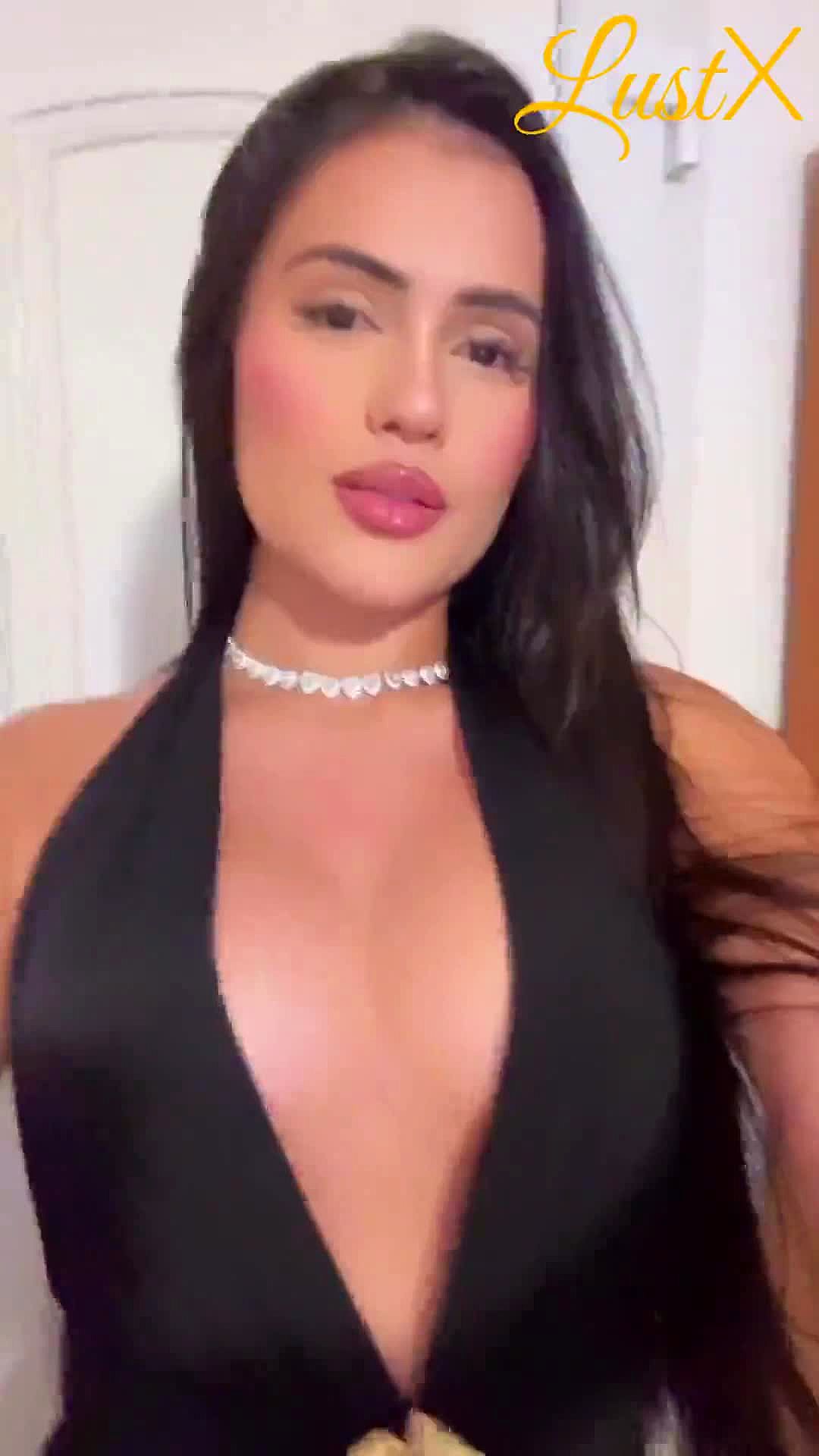 Victoria Angel Video Background