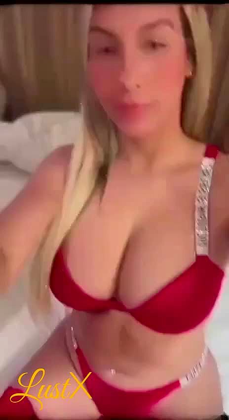 Melania Video Hintergrund