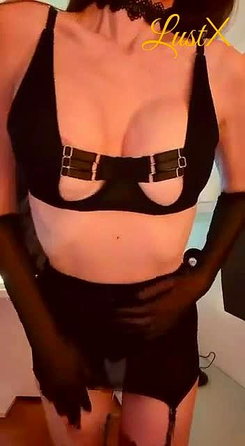 Mia Video Hintergrund