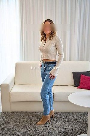 Alessia Schneider - Escort Girl Köln