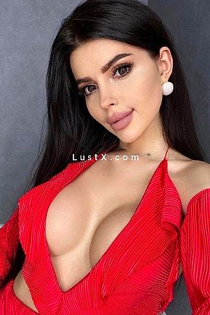 June - Escort Girl Frankfurt