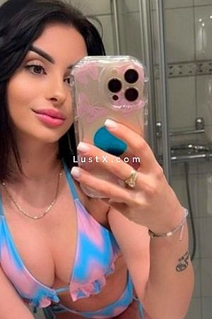 Lisa Party 24 /7 Hotel und Hause - Escort Girl München