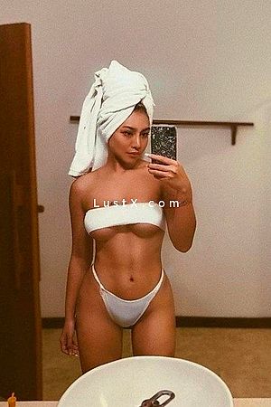 Mia - Escort Girl Berlin
