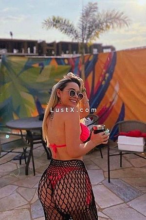 Elayne - Escort Girl Frankfurt