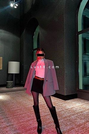 Karla - Escort Girl München