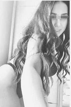 Briana Foto #3