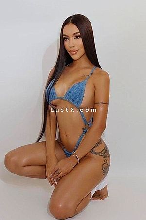 Emily - Escort Girl München