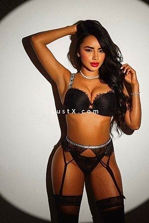 Amena - Escort Girl München