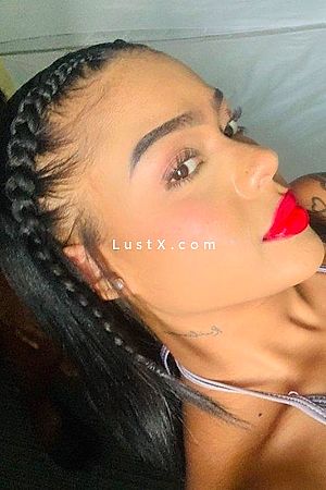 Hinata - Escort Girl Frankfurt