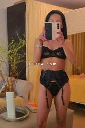 Julia - Escort Girl Baden-Baden