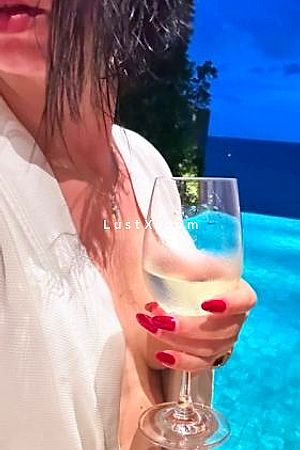 Angelina - Escort Girl Düsseldorf